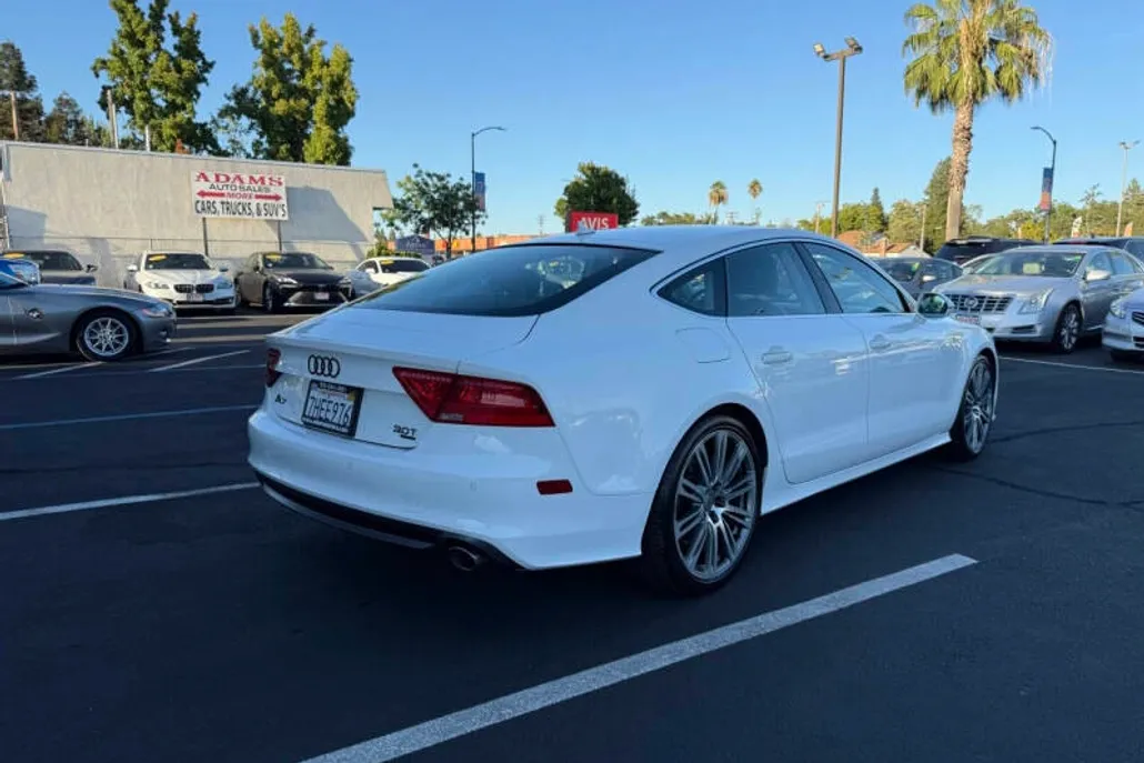 2012 Audi A7 3.0T Prestige photo 1