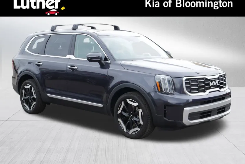 2025 Kia Telluride S photo 1