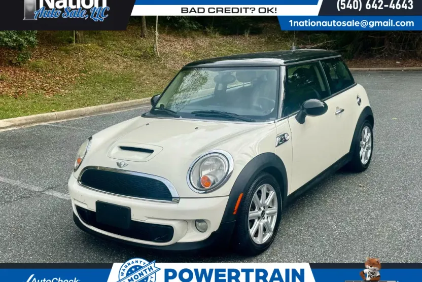 2011 Mini Cooper Hardtop S photo 1