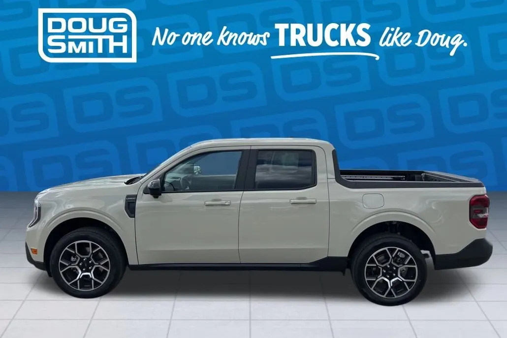 2025 Ford Maverick Lariat photo 1