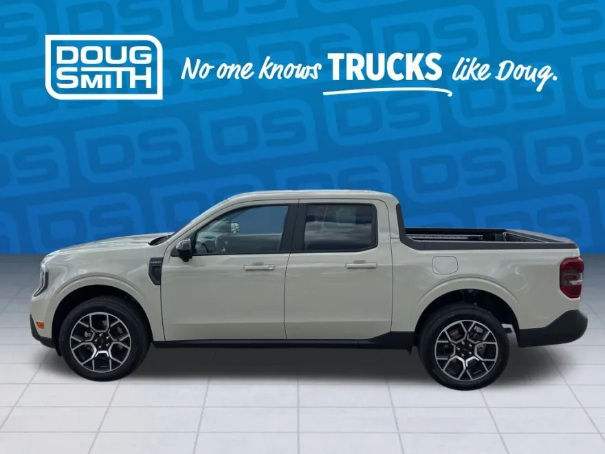 2025 Ford Maverick Lariat photo 1