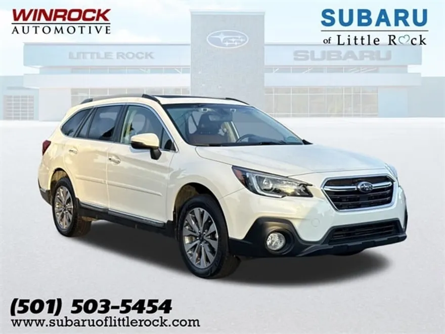 2018 Subaru Outback 2.5i Touring photo 1