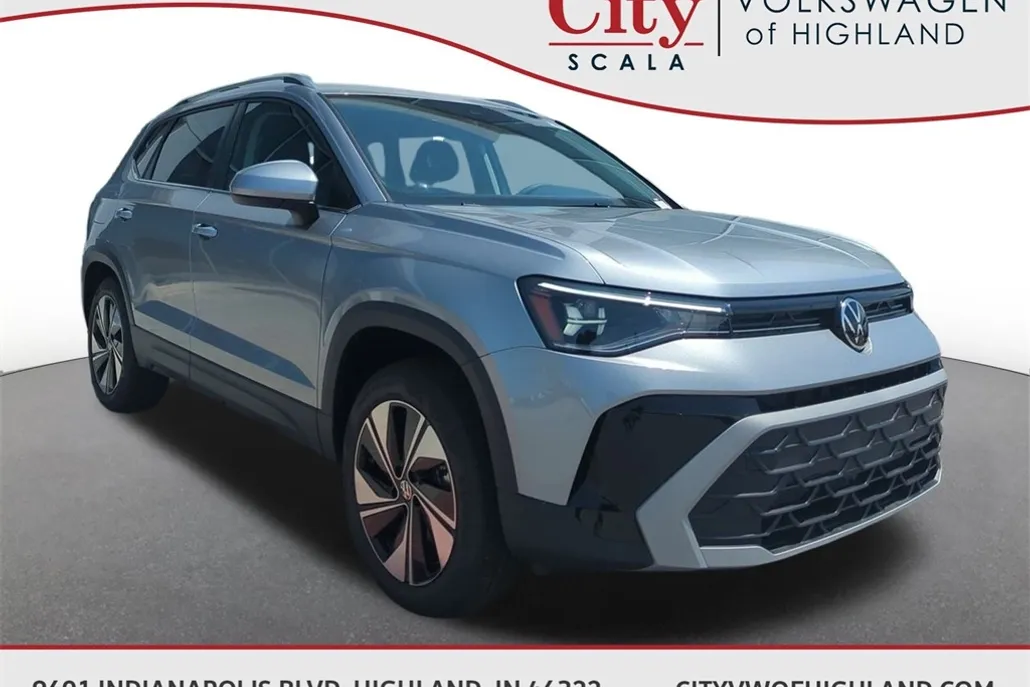 2025 Volkswagen Taos SE photo 1