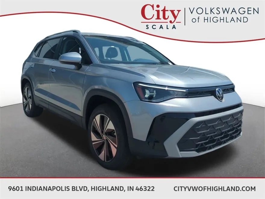 2025 Volkswagen Taos SE photo 1