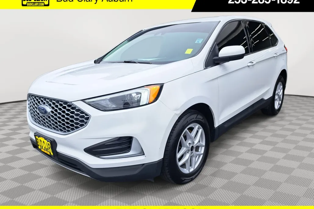 2023 Ford Edge SEL photo 1