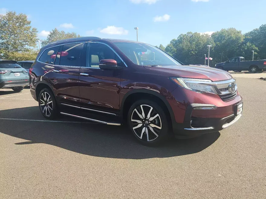 2021 Honda Pilot Touring photo 1