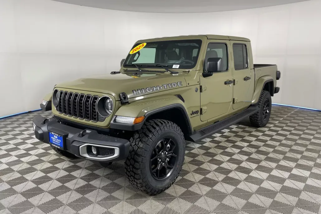 2025 Jeep Gladiator Sport photo 1