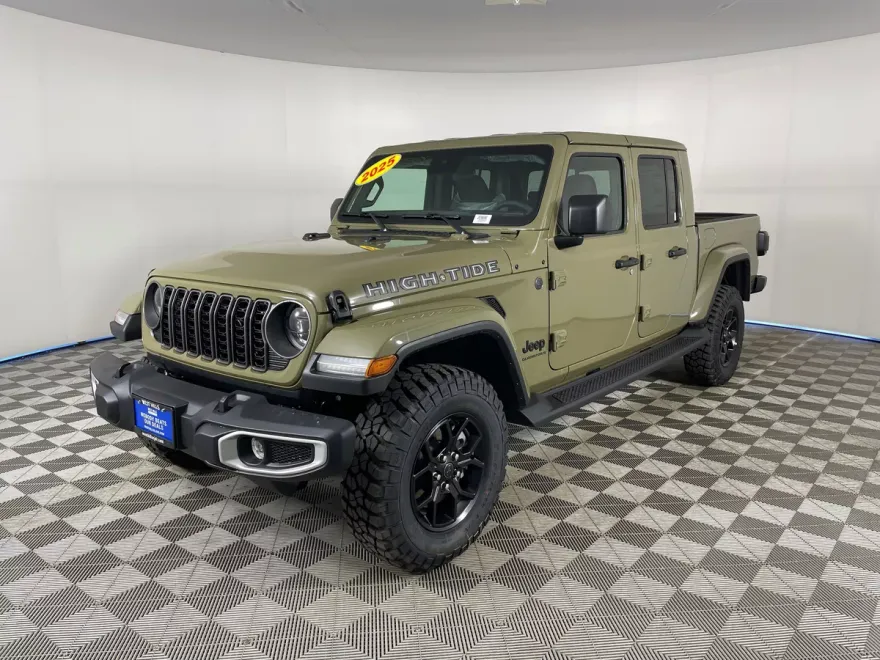 2025 Jeep Gladiator Sport photo 1