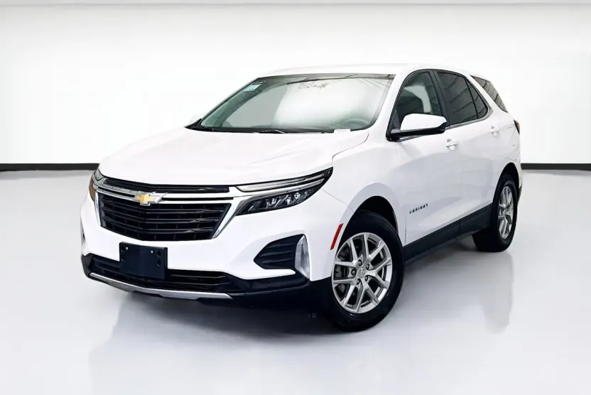 2022 Chevrolet Equinox LT photo 1