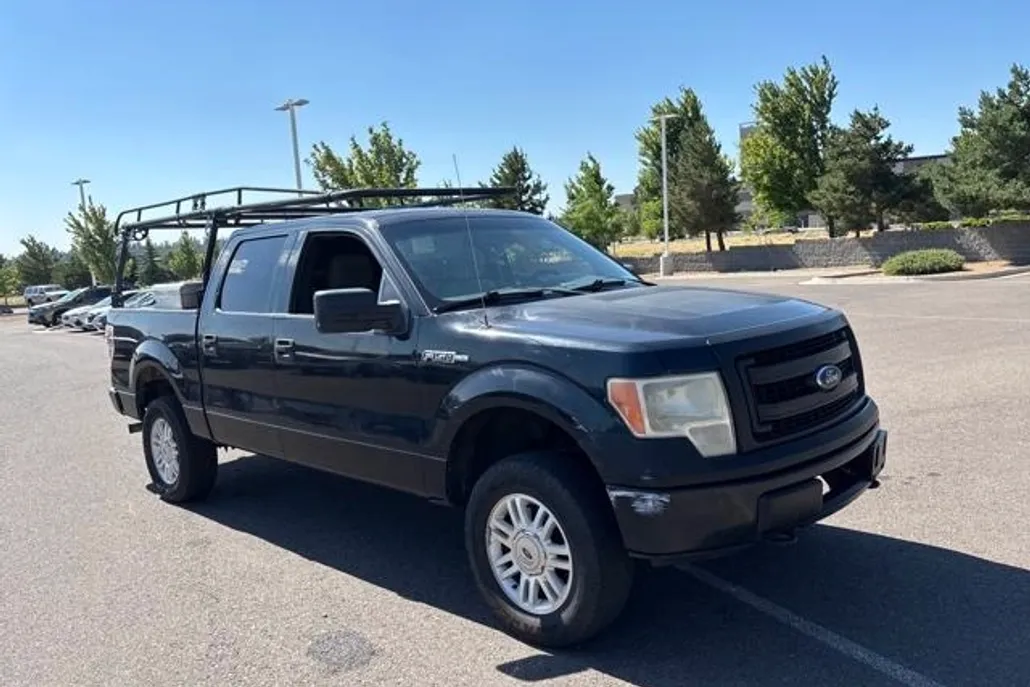 2013 Ford F-150 XL photo 1
