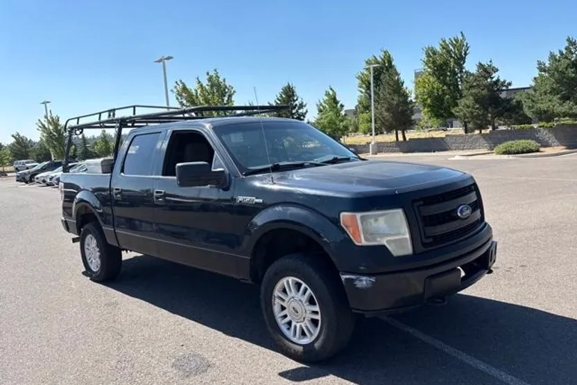 2013 Ford F-150 XL photo 1