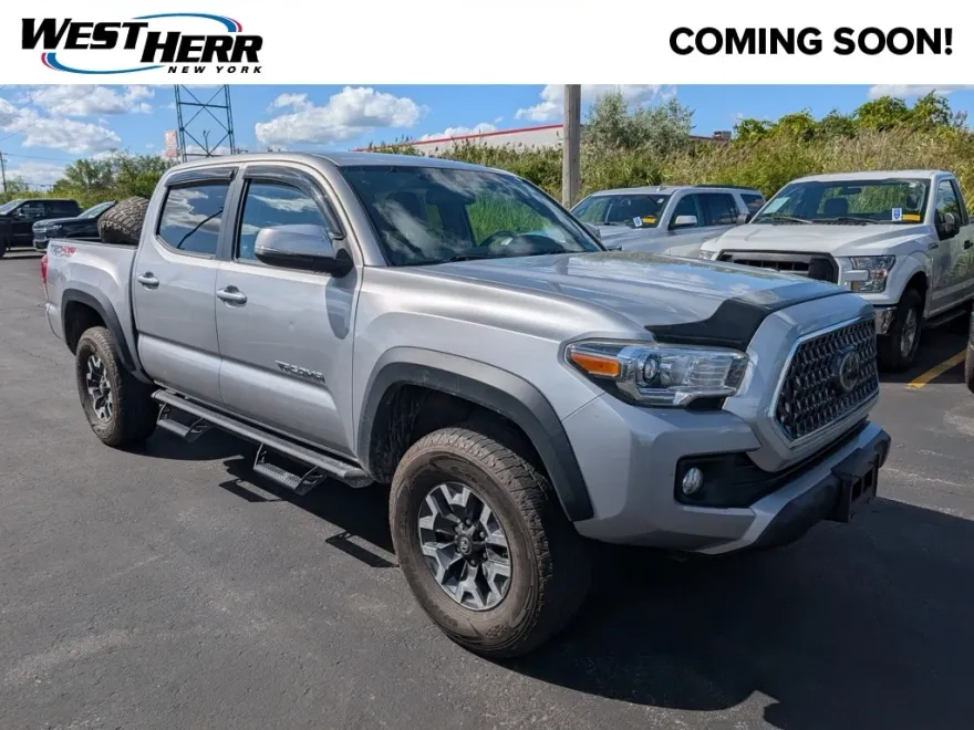 2017 Toyota Tacoma Base photo 1