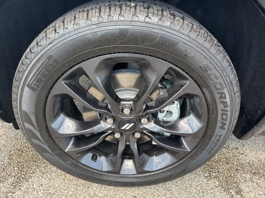 2025 Dodge Durango GT Plus photo 1