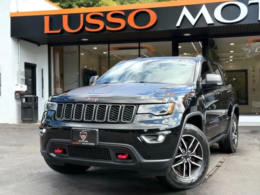2021 Jeep Grand Cherokee Trailhawk Sport photo 1