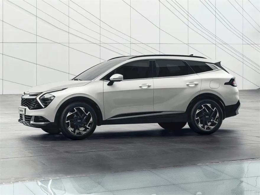 2023 Kia Sportage EX photo 1