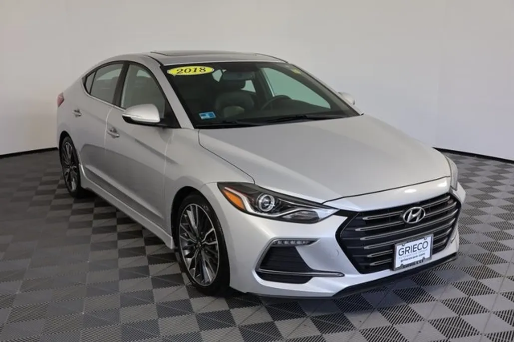 2018 Hyundai Elantra Sport photo 1