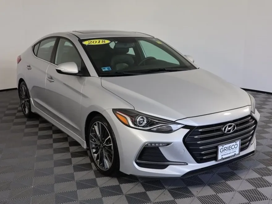 2018 Hyundai Elantra Sport photo 1