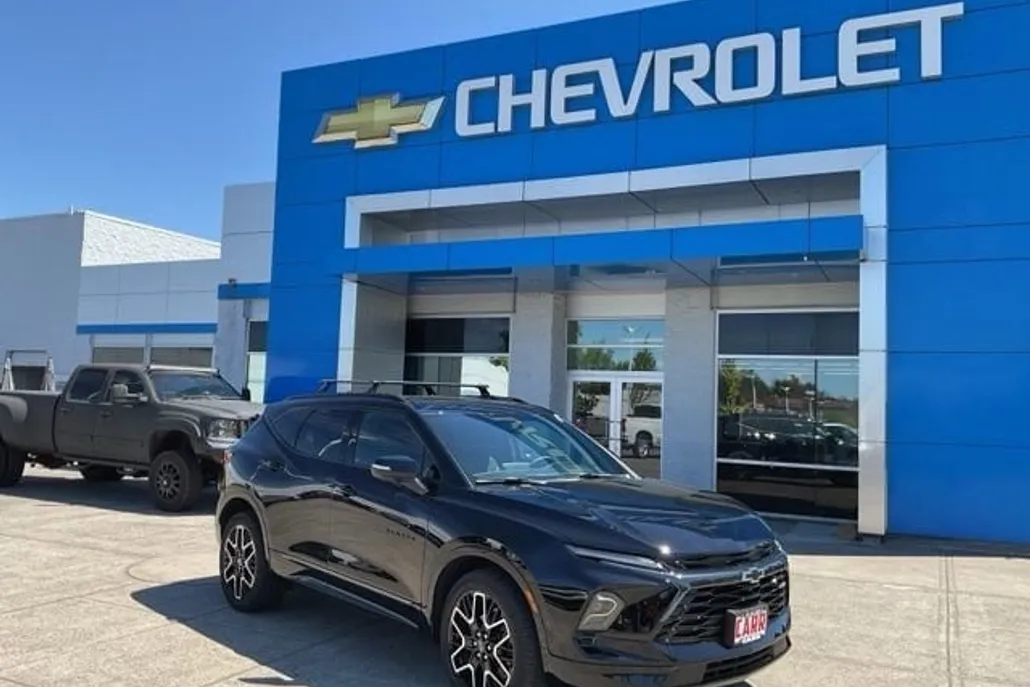 2025 Chevrolet Blazer RS photo 1