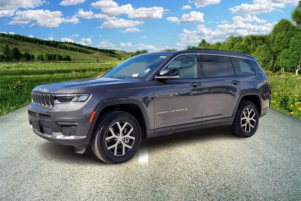 2024 Jeep Grand Cherokee Limited photo 1