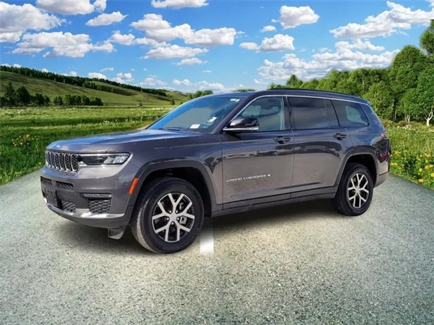 2024 Jeep Grand Cherokee Limited photo 1