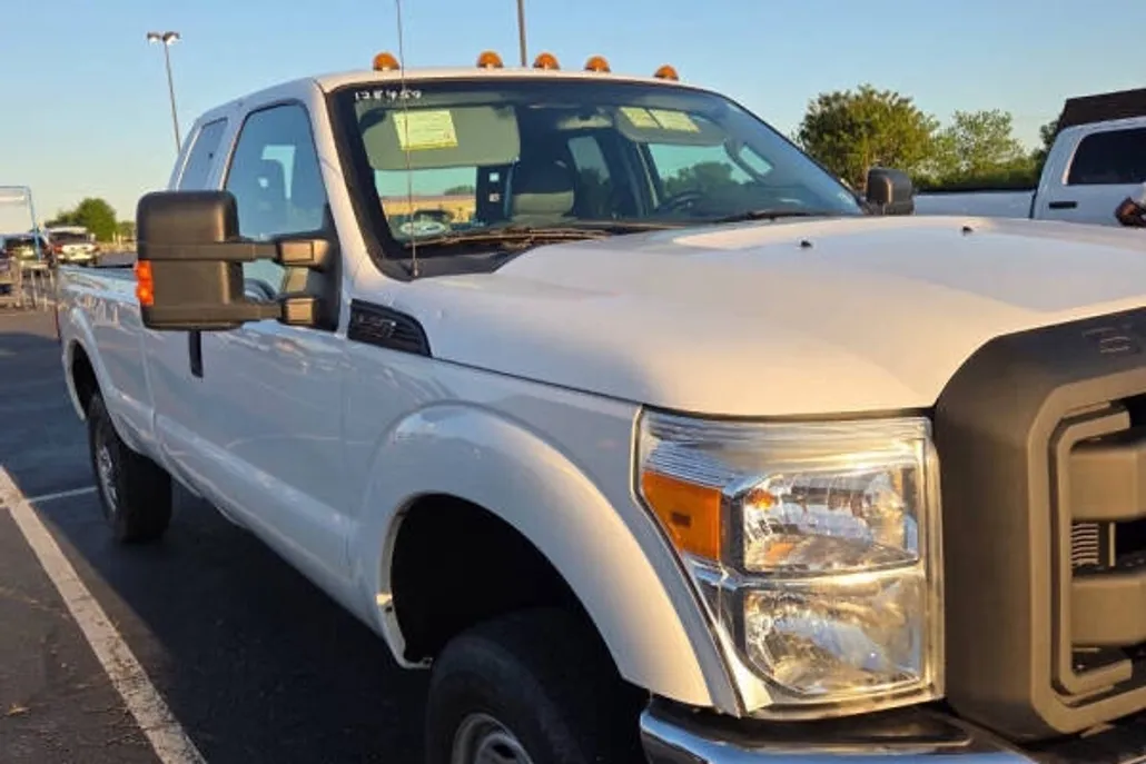 2012 Ford F-250 XLT photo 1