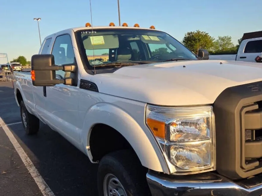 2012 Ford F-250 XLT photo 1