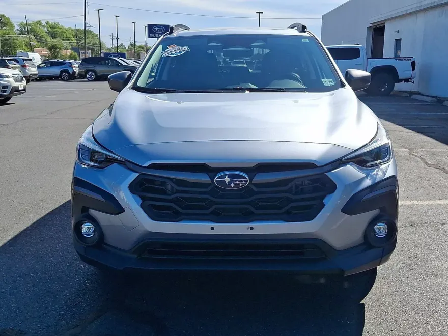 2024 Subaru Crosstrek Limited photo 1