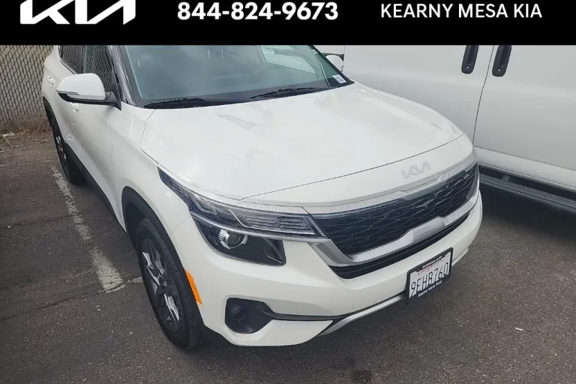 2023 Kia Seltos S Nightfall Edition photo 1