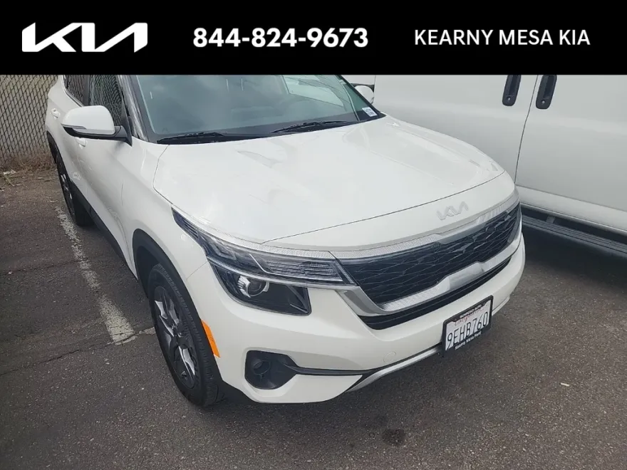 2023 Kia Seltos S Nightfall Edition photo 1