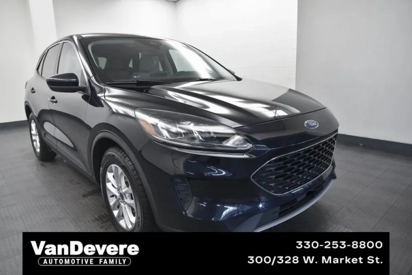2021 Ford Escape SE Hybrid photo 1