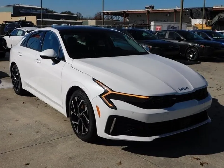 2025 Kia K5 EX photo 1
