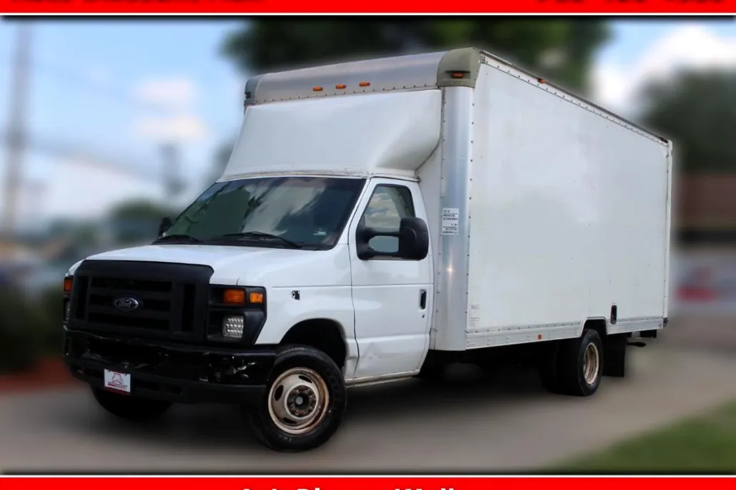 2017 Ford E-450 photo 1