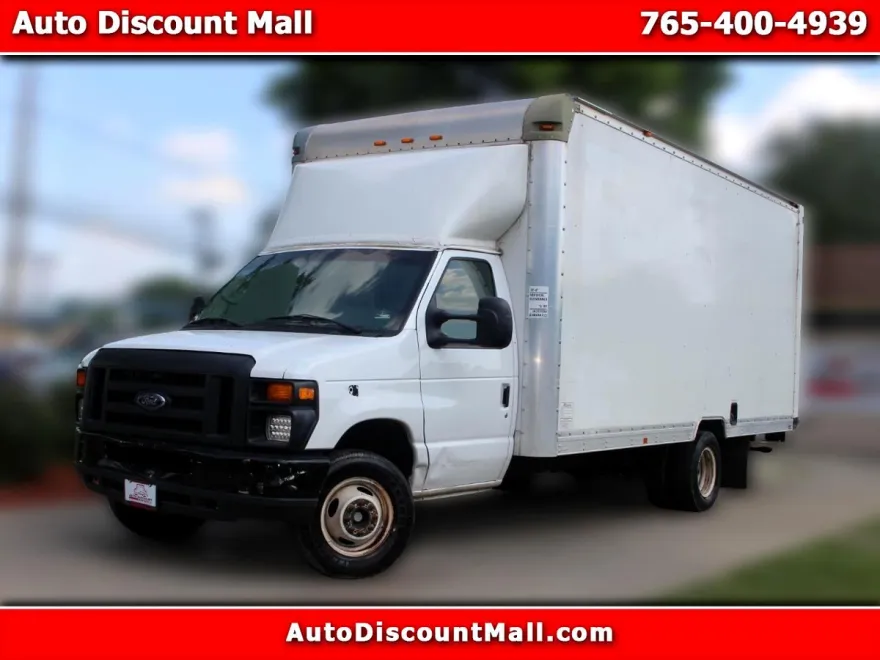 2017 Ford E-450 photo 1