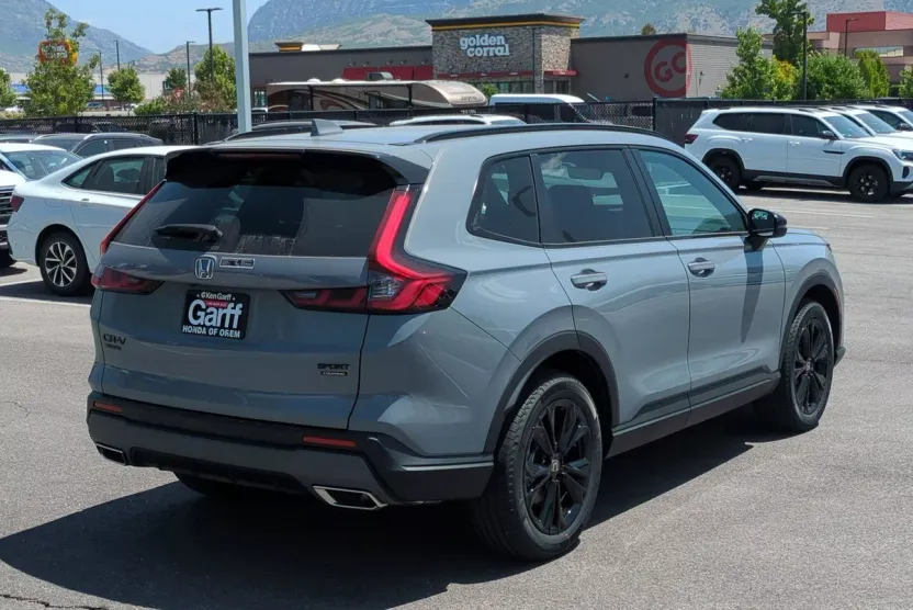 2026 Honda CR-V Hybrid Sport Touring photo 1