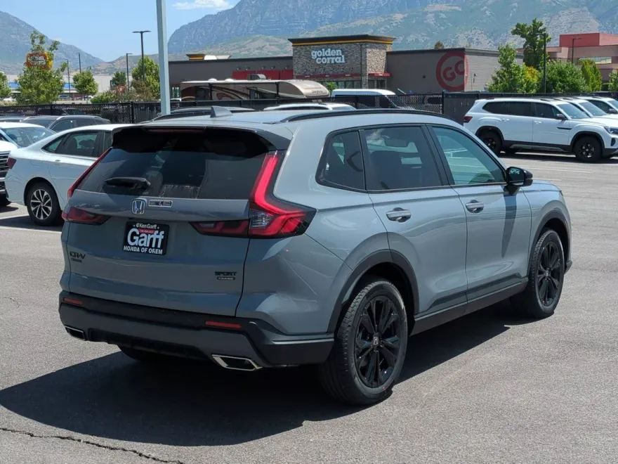 2026 Honda CR-V Hybrid Sport Touring photo 1