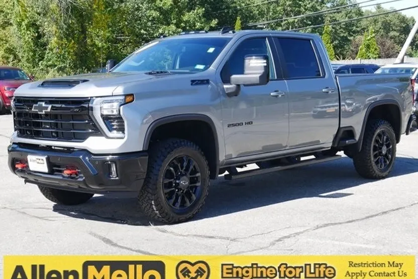 2025 Chevrolet Silverado 2500HD LT photo 1
