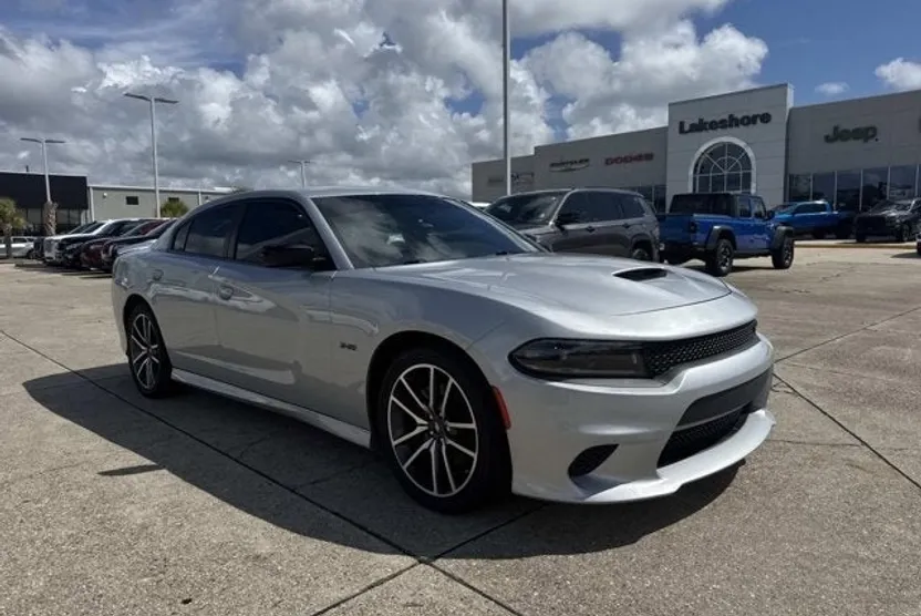 2023 Dodge Charger R/T photo 1