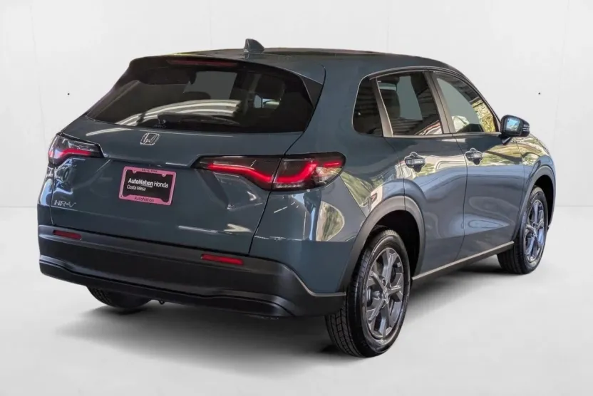 2026 Honda HR-V LX photo 1