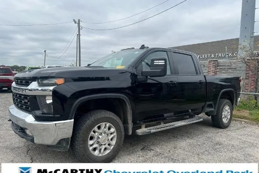 2022 Chevrolet Silverado 2500HD LT photo 1