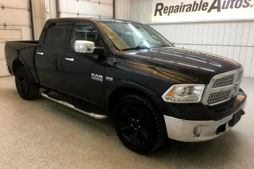 2016 Ram 1500 Laramie photo 1