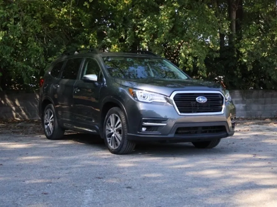 2022 Subaru Ascent Touring photo 1