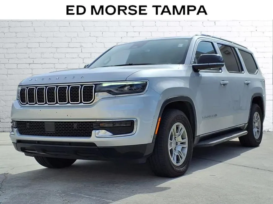2024 Jeep Wagoneer Base photo 1