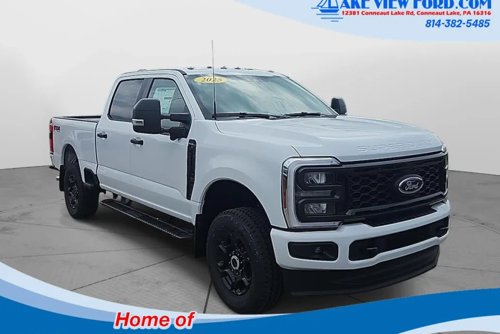 2025 Ford F-250 XL photo 1