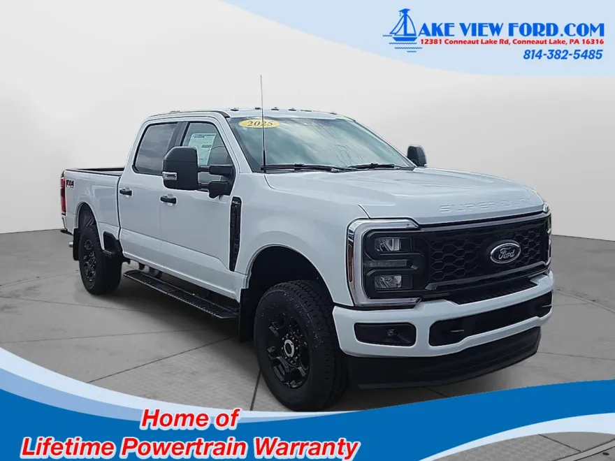 2025 Ford F-250 XL photo 1