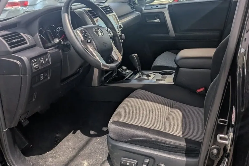 2024 Toyota 4Runner SR5 photo 1
