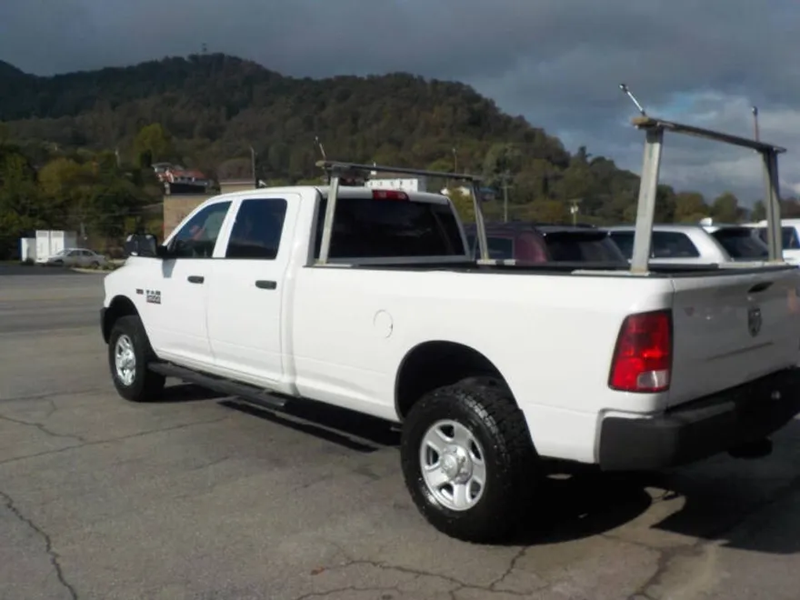 2014 Ram 2500 Tradesman photo 1