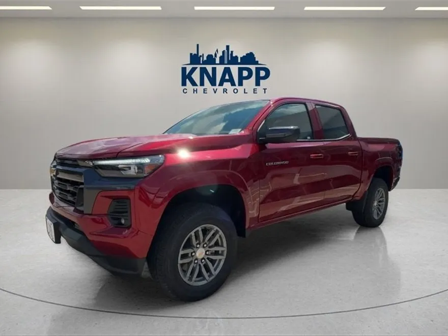 2026 Chevrolet Colorado LT photo 1