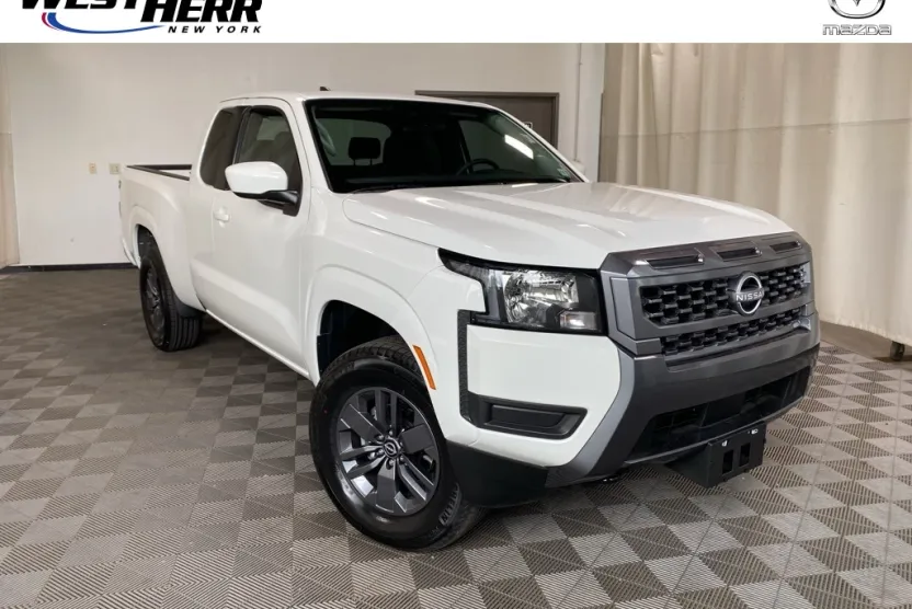 2025 Nissan Frontier SV photo 1