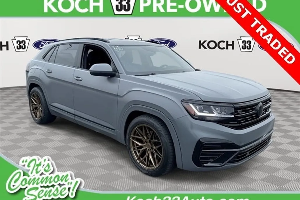2021 Volkswagen Atlas Cross Sport V6 SE Technology R-Line photo 1