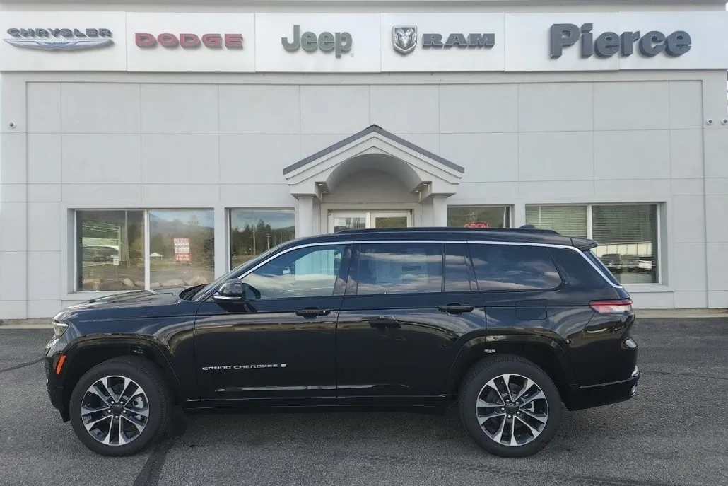 2025 Jeep Grand Cherokee Overland photo 1
